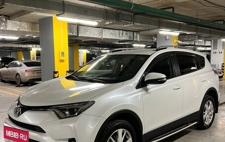 Toyota RAV4, 2018 год, 3 100 000 рублей, 4 фотография