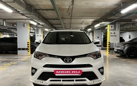 Toyota RAV4, 2018 год, 3 100 000 рублей, 2 фотография