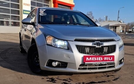 Chevrolet Cruze II, 2011 год, 880 000 рублей, 10 фотография