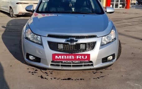 Chevrolet Cruze II, 2011 год, 880 000 рублей, 12 фотография