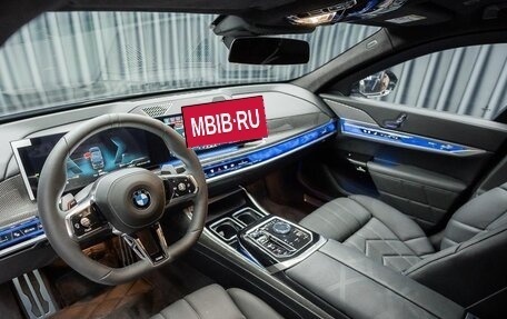 BMW 7 серия, 2024 год, 100 000 000 рублей, 3 фотография