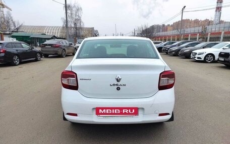 Renault Logan II, 2016 год, 620 000 рублей, 2 фотография