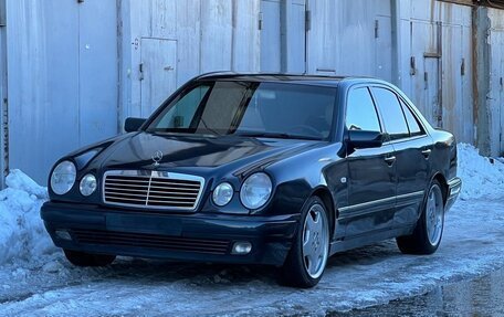 Mercedes-Benz E-Класс, 1997 год, 800 000 рублей, 2 фотография