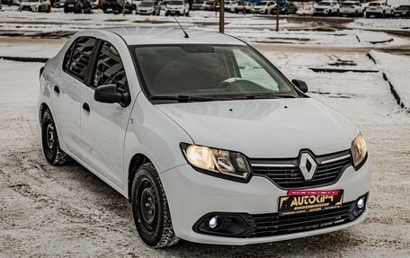 Renault Logan II, 2018 год, 610 000 рублей, 2 фотография