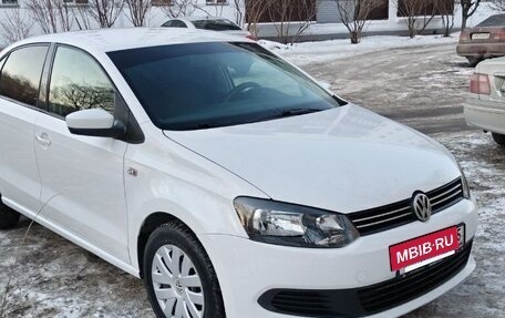 Volkswagen Polo VI (EU Market), 2012 год, 850 000 рублей, 3 фотография