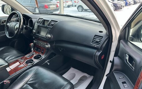 Toyota Highlander III, 2011 год, 2 529 000 рублей, 12 фотография