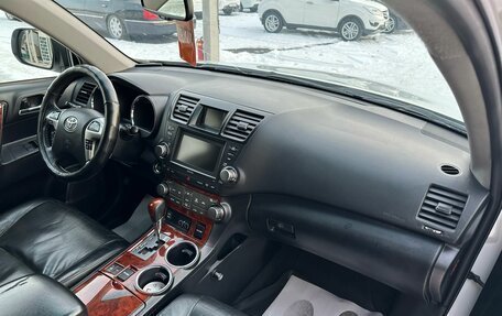 Toyota Highlander III, 2011 год, 2 529 000 рублей, 13 фотография