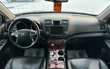 Toyota Highlander III, 2011 год, 2 529 000 рублей, 16 фотография