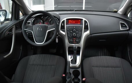 Opel Astra J, 2012 год, 900 000 рублей, 6 фотография