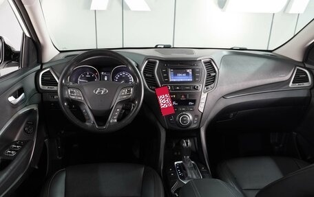 Hyundai Santa Fe III рестайлинг, 2017 год, 2 419 000 рублей, 6 фотография