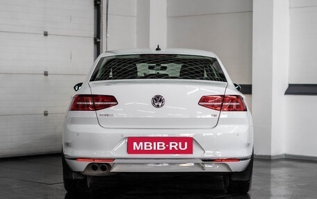 Volkswagen Passat B8 рестайлинг, 2017 год, 2 250 000 рублей, 8 фотография