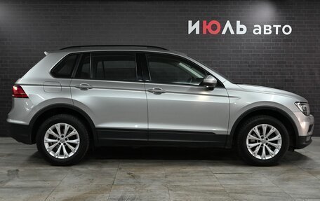 Volkswagen Tiguan II, 2020 год, 2 445 000 рублей, 8 фотография