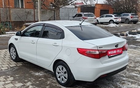 KIA Rio III рестайлинг, 2014 год, 850 000 рублей, 4 фотография