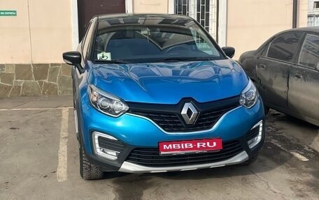 Renault Kaptur I рестайлинг, 2017 год, 1 800 000 рублей, 1 фотография