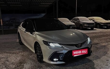 Toyota Camry, 2022 год, 4 400 000 рублей, 4 фотография