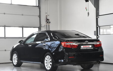 Toyota Camry, 2013 год, 2 050 000 рублей, 3 фотография