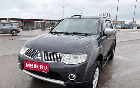 Mitsubishi Pajero Sport II рестайлинг, 2013 год, 1 749 000 рублей, 2 фотография