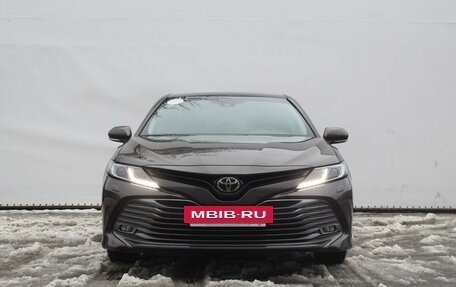 Toyota Camry, 2018 год, 2 980 000 рублей, 8 фотография