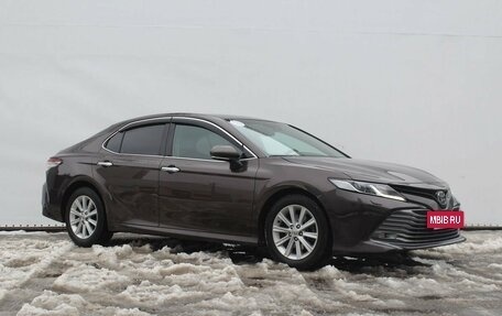 Toyota Camry, 2018 год, 2 980 000 рублей, 7 фотография