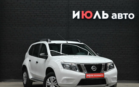 Nissan Terrano III, 2017 год, 1 490 000 рублей, 3 фотография