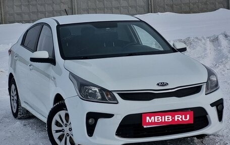 KIA Rio IV, 2018 год, 933 000 рублей, 3 фотография