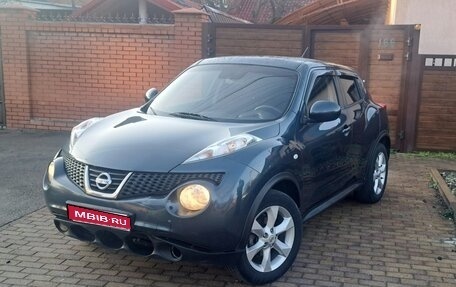 Nissan Juke II, 2013 год, 950 000 рублей, 1 фотография