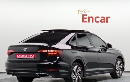 Volkswagen Jetta VII, 2021 год, 1 870 000 рублей, 2 фотография