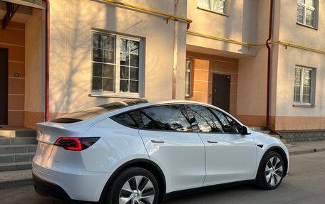 Tesla Model Y I, 2021 год, 4 600 000 рублей, 16 фотография