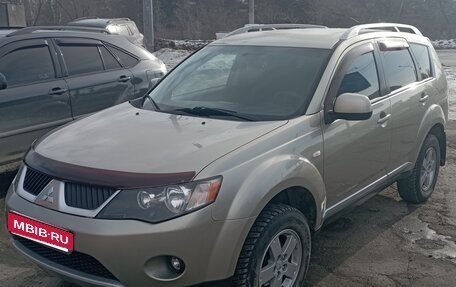 Mitsubishi Outlander III рестайлинг 3, 2007 год, 1 250 000 рублей, 3 фотография