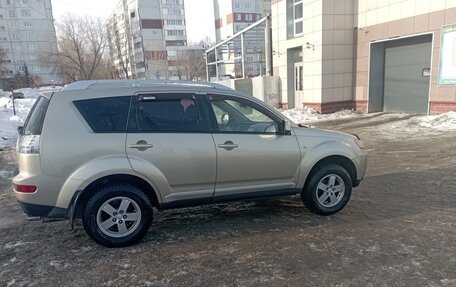 Mitsubishi Outlander III рестайлинг 3, 2007 год, 1 250 000 рублей, 19 фотография