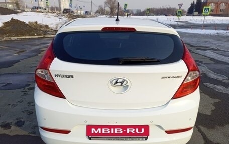 Hyundai Solaris II рестайлинг, 2015 год, 980 000 рублей, 5 фотография