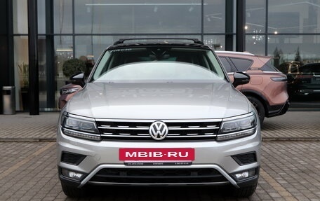 Volkswagen Tiguan II, 2019 год, 3 300 000 рублей, 3 фотография