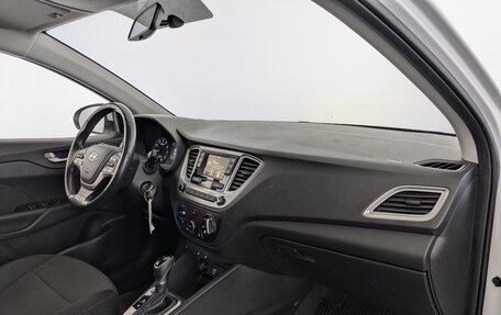 Hyundai Solaris II рестайлинг, 2019 год, 1 390 000 рублей, 11 фотография