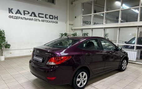 Hyundai Solaris II рестайлинг, 2012 год, 940 000 рублей, 2 фотография