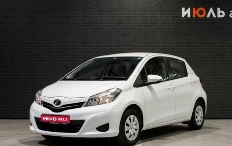 Toyota Vitz, 2012 год, 992 000 рублей, 1 фотография