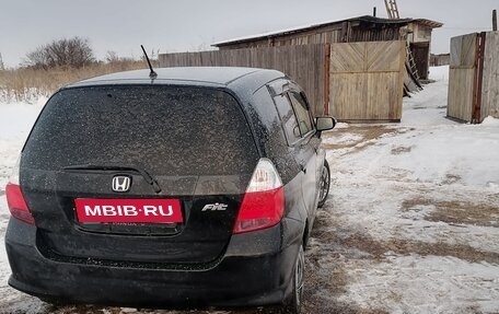 Honda Fit III, 2006 год, 600 000 рублей, 4 фотография