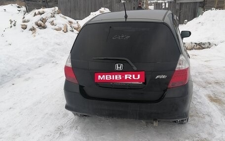 Honda Fit III, 2006 год, 600 000 рублей, 3 фотография