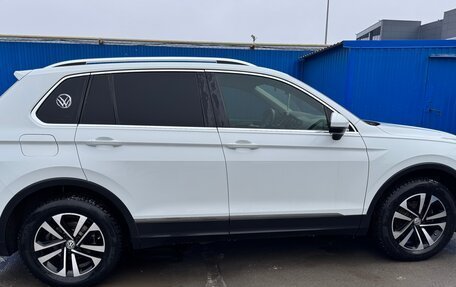 Volkswagen Tiguan II, 2019 год, 2 650 000 рублей, 10 фотография