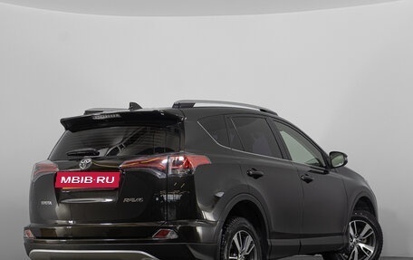 Toyota RAV4, 2016 год, 2 399 000 рублей, 4 фотография