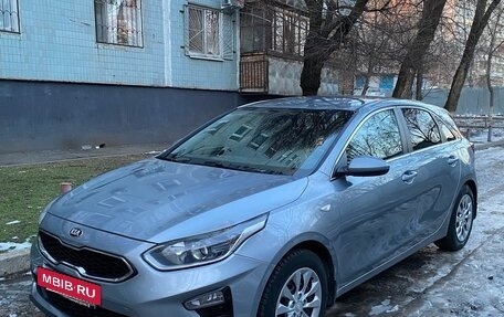 KIA cee'd III, 2018 год, 1 700 000 рублей, 2 фотография