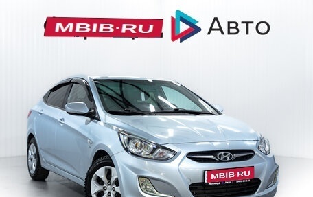 Hyundai Solaris II рестайлинг, 2012 год, 900 000 рублей, 1 фотография