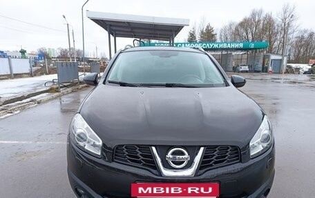 Nissan Qashqai+2 I, 2013 год, 1 095 000 рублей, 2 фотография