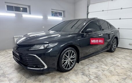 Toyota Camry, 2023 год, 3 500 000 рублей, 3 фотография