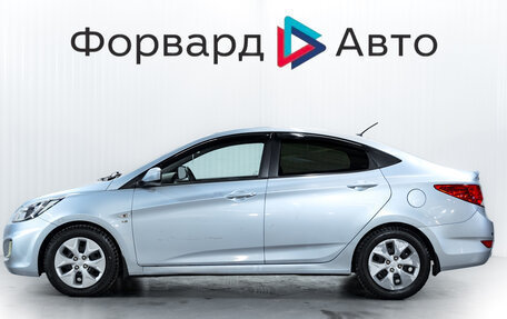 Hyundai Solaris II рестайлинг, 2012 год, 900 000 рублей, 4 фотография