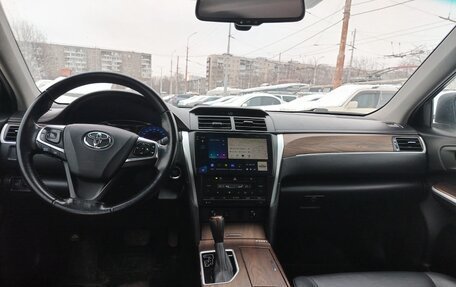 Toyota Camry, 2016 год, 2 050 000 рублей, 5 фотография