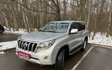 Toyota Land Cruiser Prado 150 рестайлинг 2, 2014 год, 3 790 000 рублей, 1 фотография