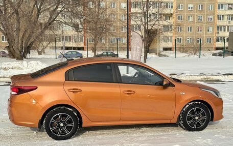 KIA Rio IV, 2017 год, 1 100 000 рублей, 4 фотография