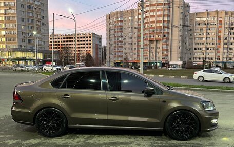 Volkswagen Polo VI (EU Market), 2015 год, 1 300 000 рублей, 4 фотография