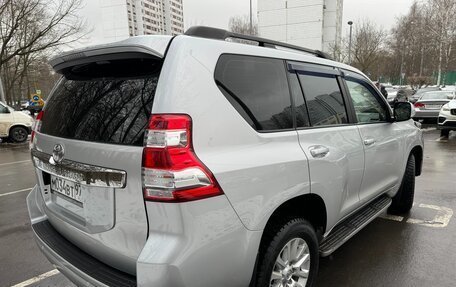 Toyota Land Cruiser Prado 150 рестайлинг 2, 2014 год, 3 790 000 рублей, 11 фотография