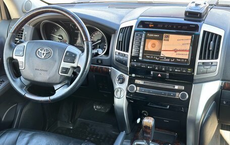 Toyota Land Cruiser 200, 2012 год, 3 650 000 рублей, 24 фотография